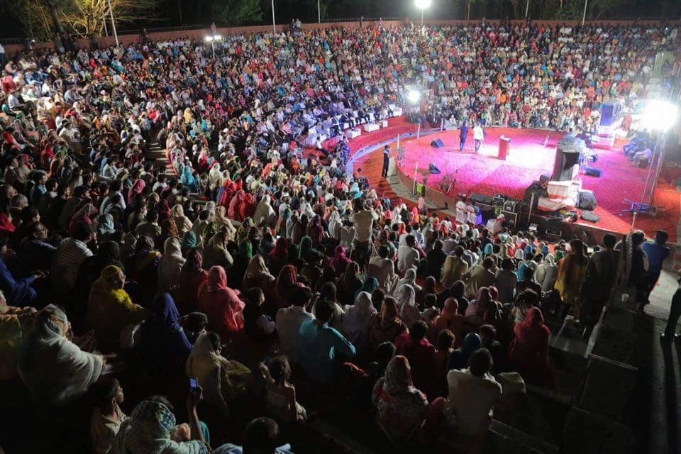 become a prayer partner with us & reach more people